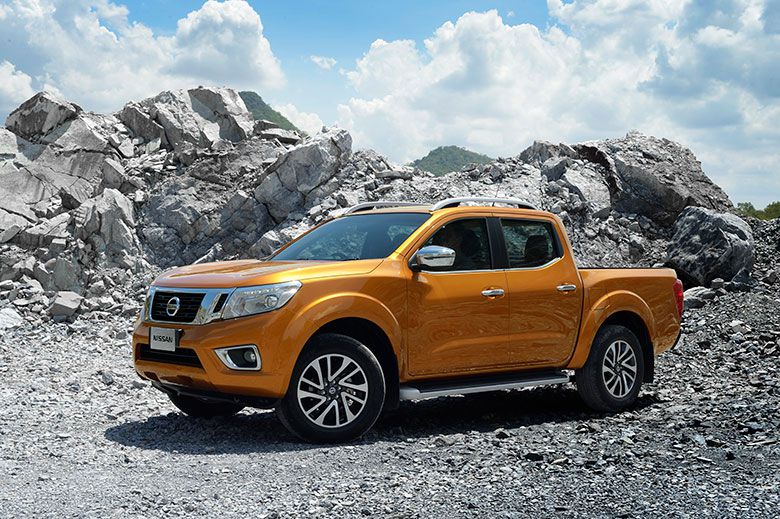 Nissan navara brochure philippines