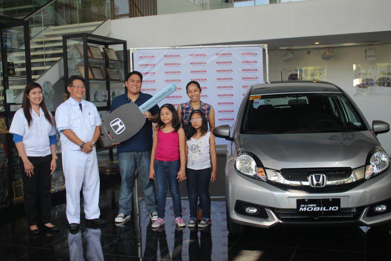 Family man takes home an All-New Honda Mobilio