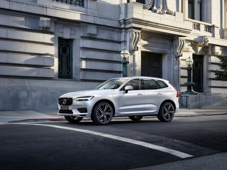 Volvo Cars’ new XC60 SUV will automatically steer you out of trouble