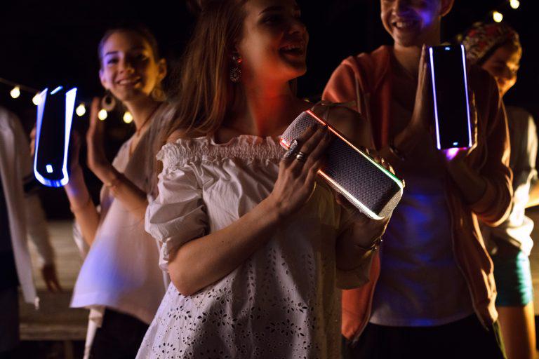 The Sony Extra Bass SRS-XB31 is Your Ticket to an Awesome Weekend Party