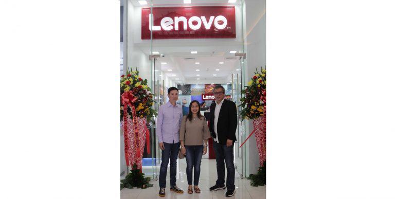 Lenovo Opens Concept Store in Tacloban