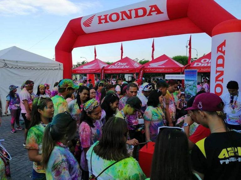Honda Brings Fun and Excitement to Color Manila Year 7