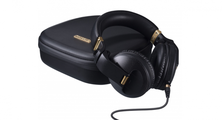 Quick Look: Pioneer HDJ-X10C
