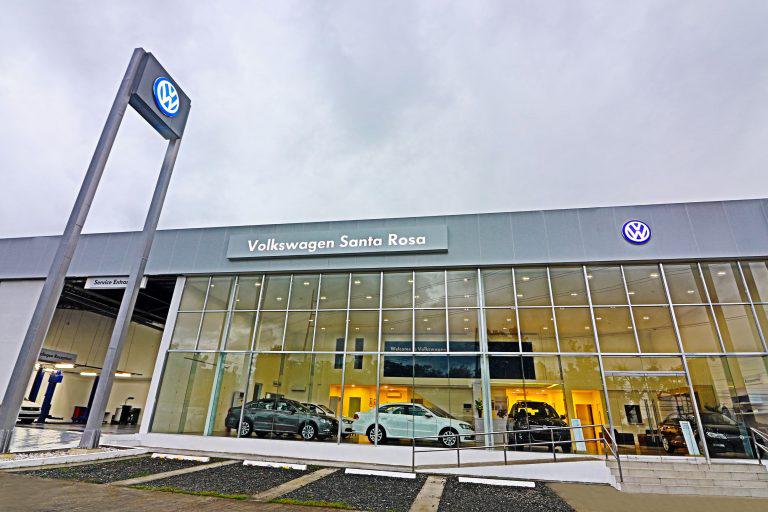 Volkswagen opens Laguna dealership