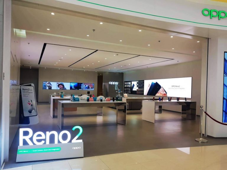 Oppo opens largest experience store