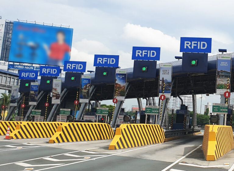 NLEX steps up bid to 100% RFID, revamps toll plazas