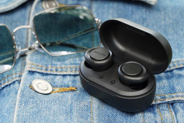 Philips TAT1215 true wireless headphones give you 18 hours play time