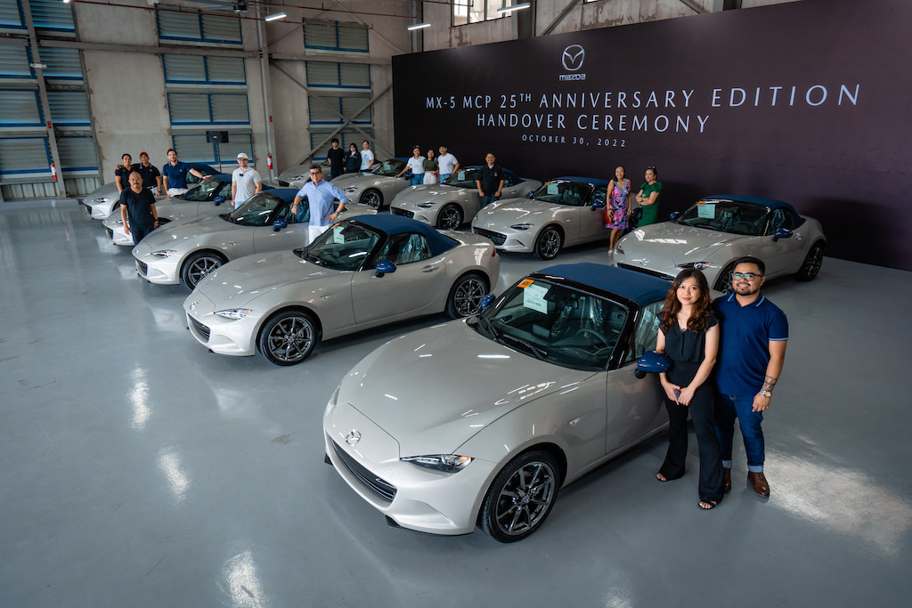 MX-5 25th Anniversary Edition turnover • Gadgets Magazine - Vimarsana News