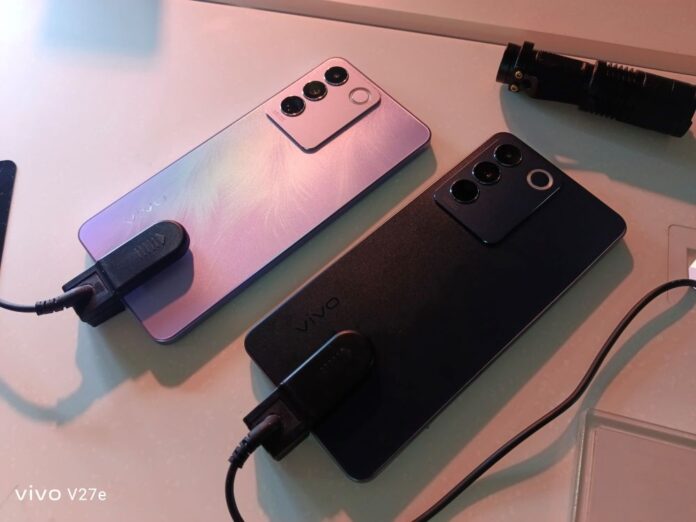 vivo V27e reviewed