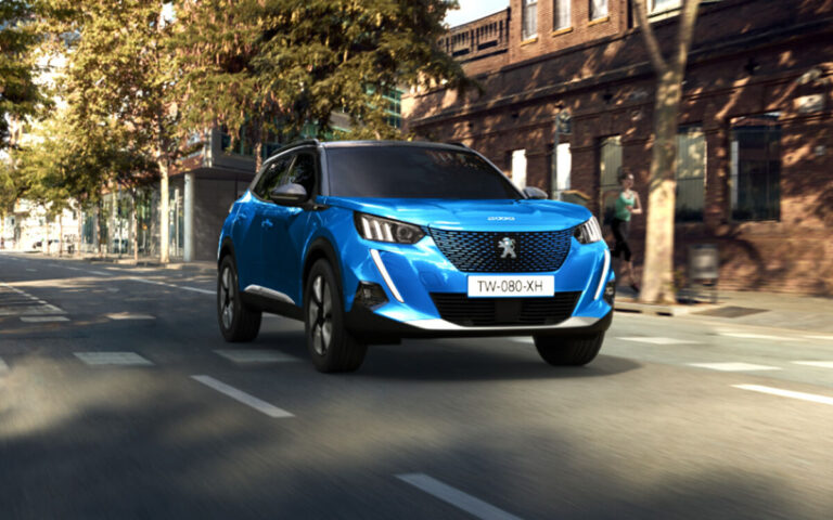 Peugeot e-2008