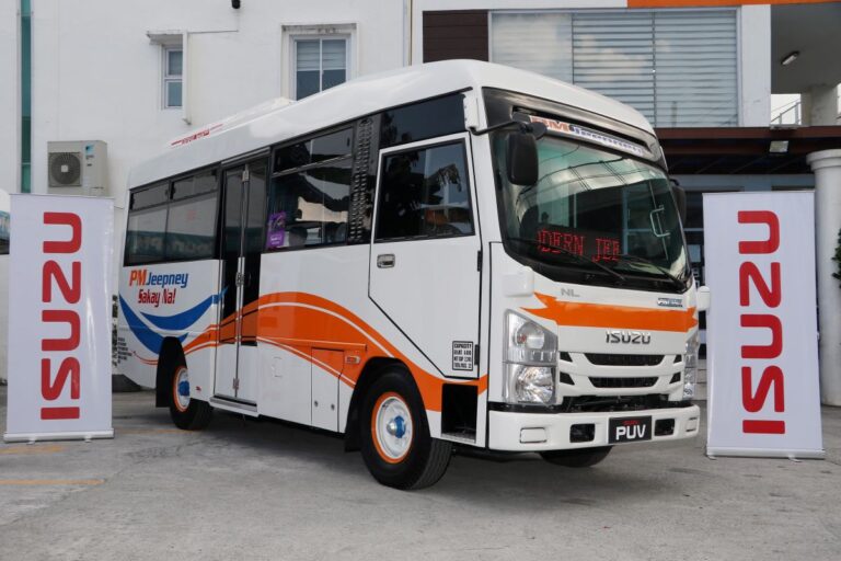 Isuzu PUV