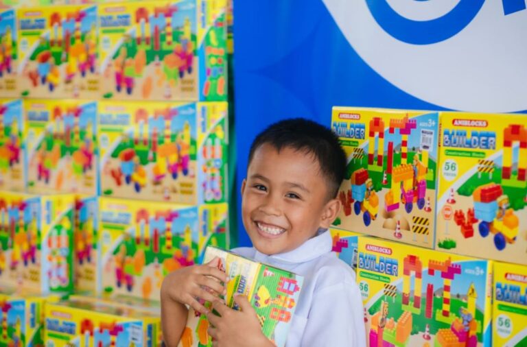 SM Store celebrates Christmas with Shop & Share a Toy for children