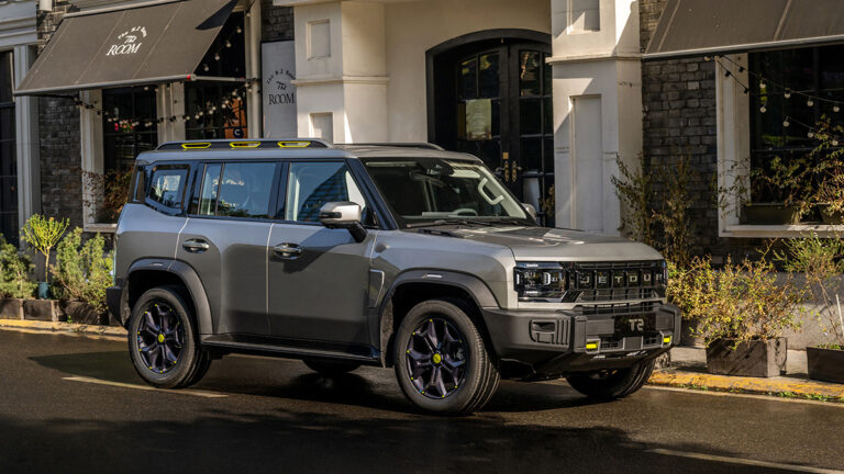 JETOUR Auto PH unveils Dashing PHEV and T2 4×4 SUV