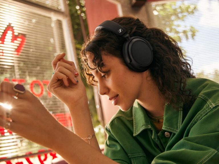 Sennheiser announces new PH distributor; launches MOMENTUM True Wireless 4, Accentum Plus, and MOMENTUM Sports