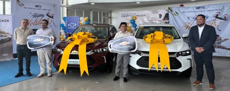 Happy Holideals
