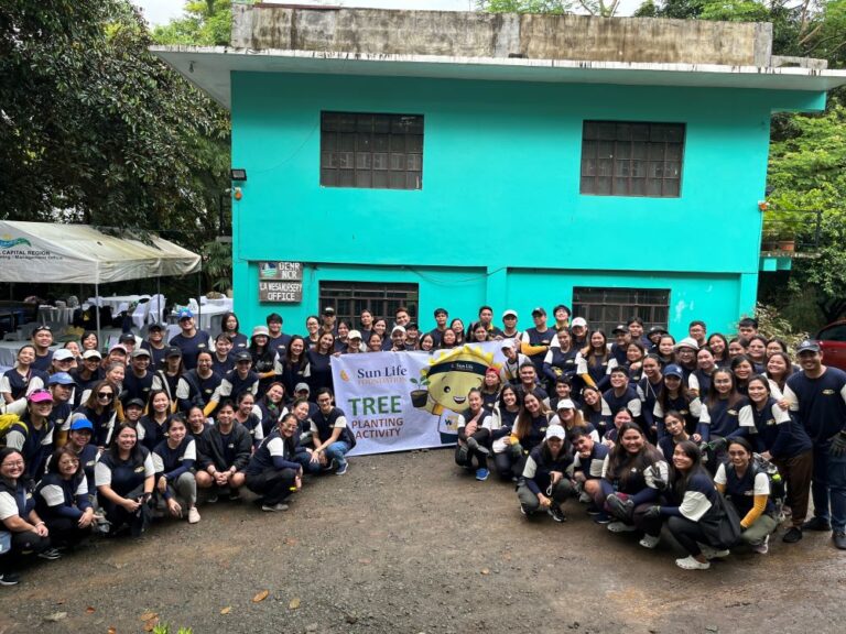 Sun Life Foundation champions environmental sustainability, plants 3,000 trees at La Mesa Watershed