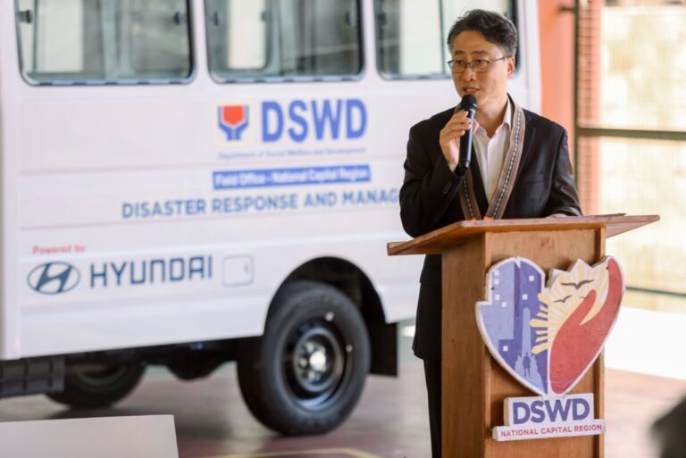 HMPH donates Hyundai H-100 units to DSWD for disaster response
