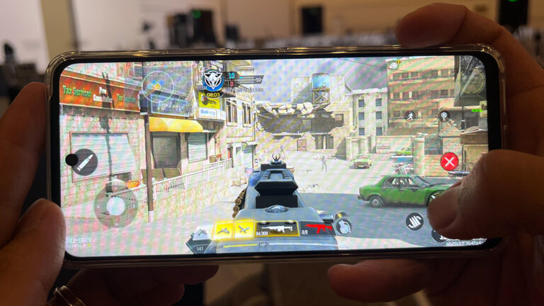 Experience immersive all-day gaming with the wallet-friendly vivo Y29!