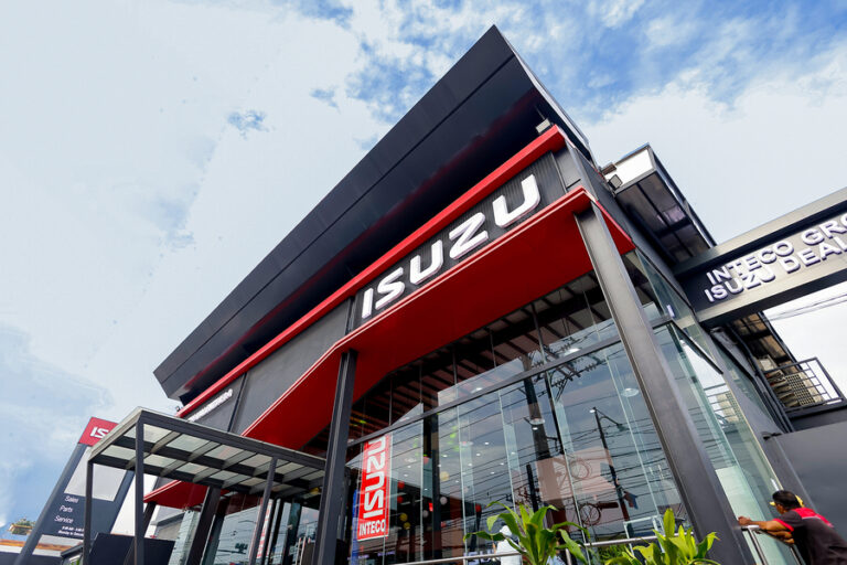 New Isuzu Valenzuela dealership opens