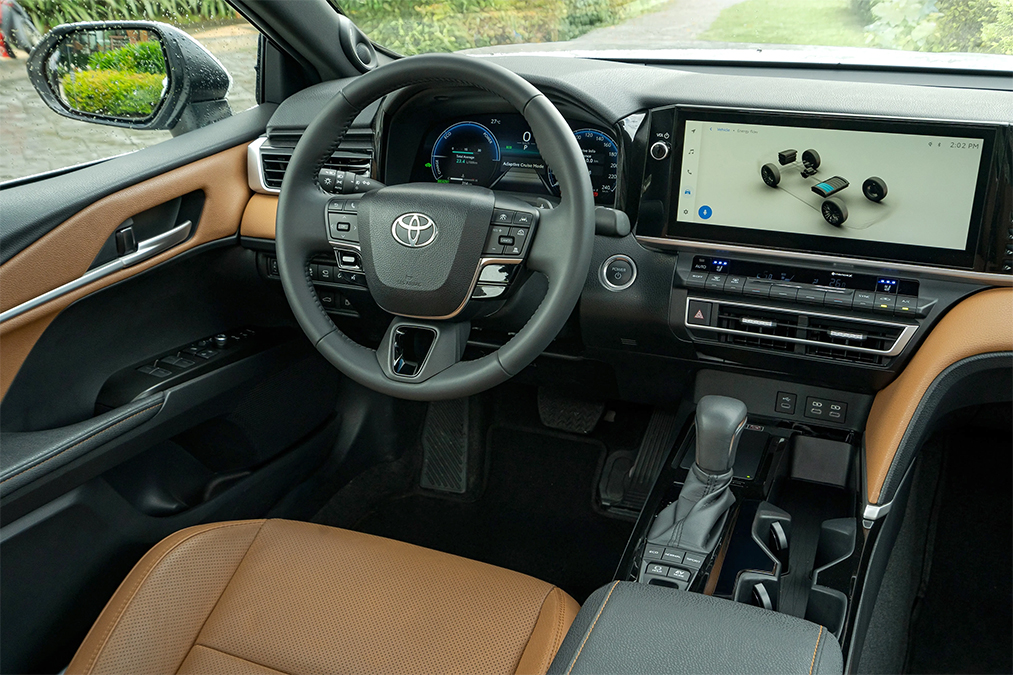 FEAT TOYOTA 18