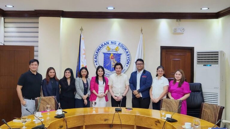 Jobstreet by SEEK seals new partnership with DepEd, PSAC to boost career readiness programs and digitalize job market
