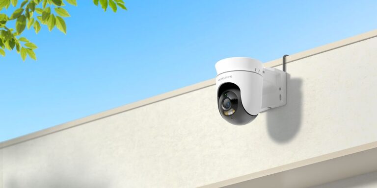 Let MERCUSYS MC210 and MC500 Smart Cameras secure your home