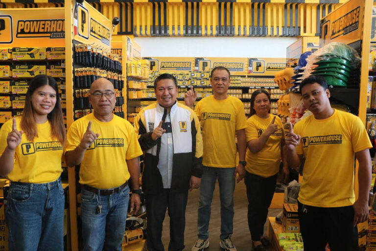 Building success together: How 3 entrepreneurs grew with Powerhouse Tools