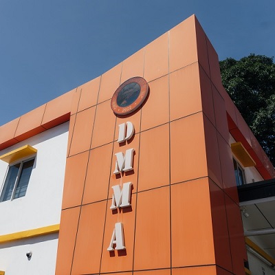 Younique Campus Outlaws