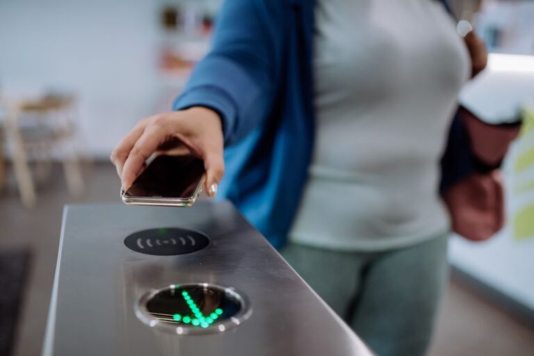 Commuters now have a reliable way to pay for trains with GCash