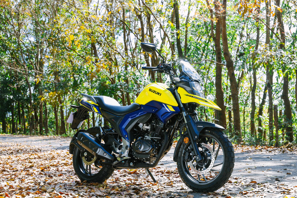 Suzuki
