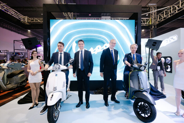 Makina Moto Expo: Vespa redefines Italian elegance