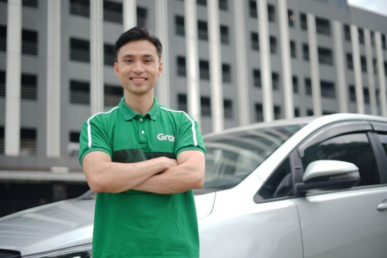 SEAOIL PriceLOCQ app saves Grab, MOVE IT drivers PHP2.6M in fuel costs
