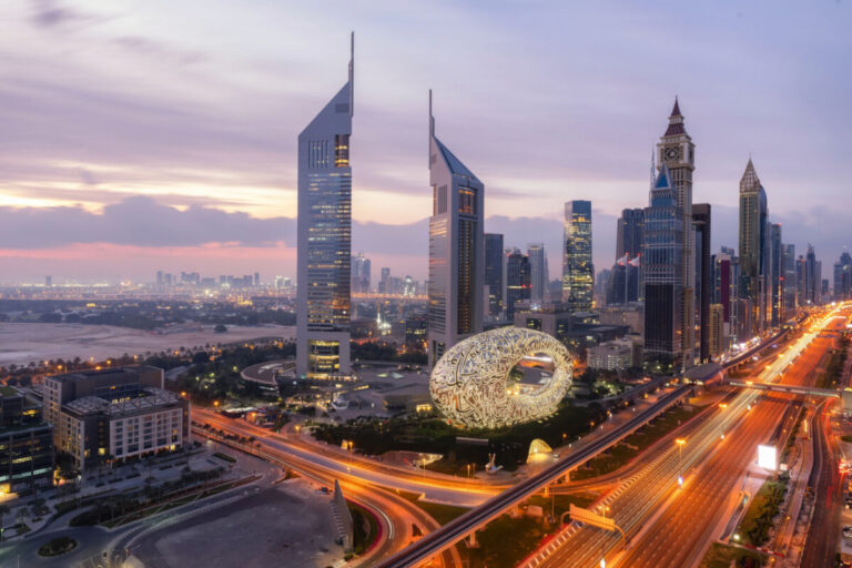 Emirates unveils summer offers for Dubai travelers
