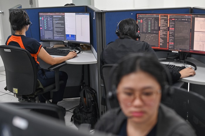 Unified 911 real-time translation
